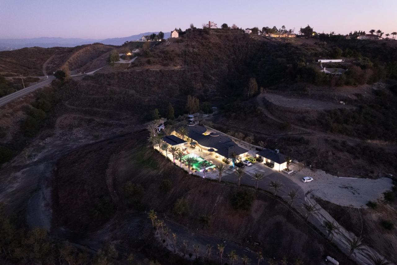 Iron Mansion Private Resort-Event Space 12000 Ft! Temecula Extérieur photo
