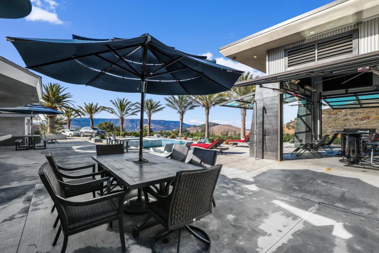Iron Mansion Private Resort-Event Space 12000 Ft! Temecula Extérieur photo