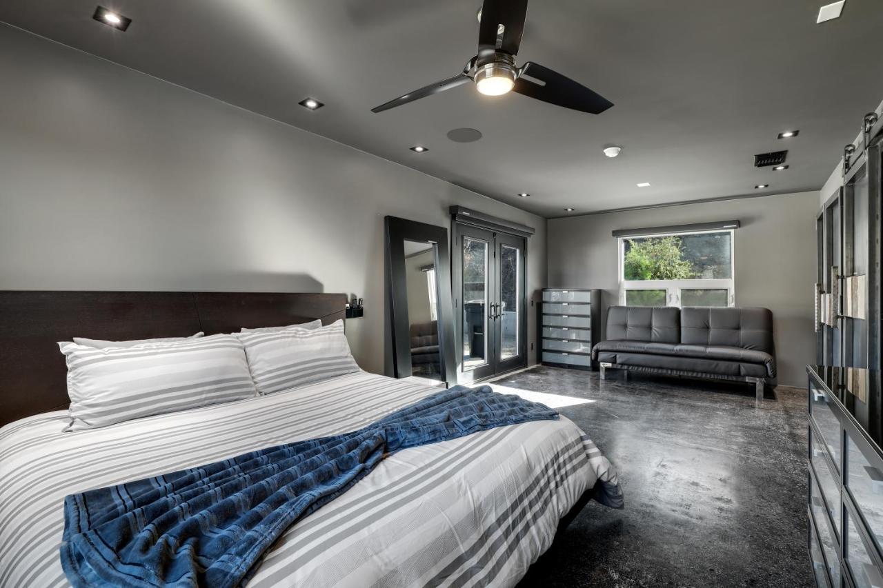 Iron Mansion Private Resort-Event Space 12000 Ft! Temecula Extérieur photo