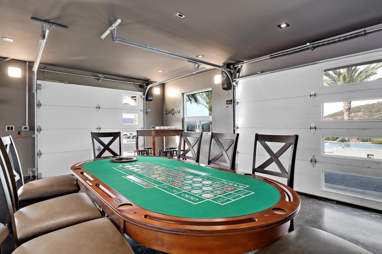 Iron Mansion Private Resort-Event Space 12000 Ft! Temecula Extérieur photo