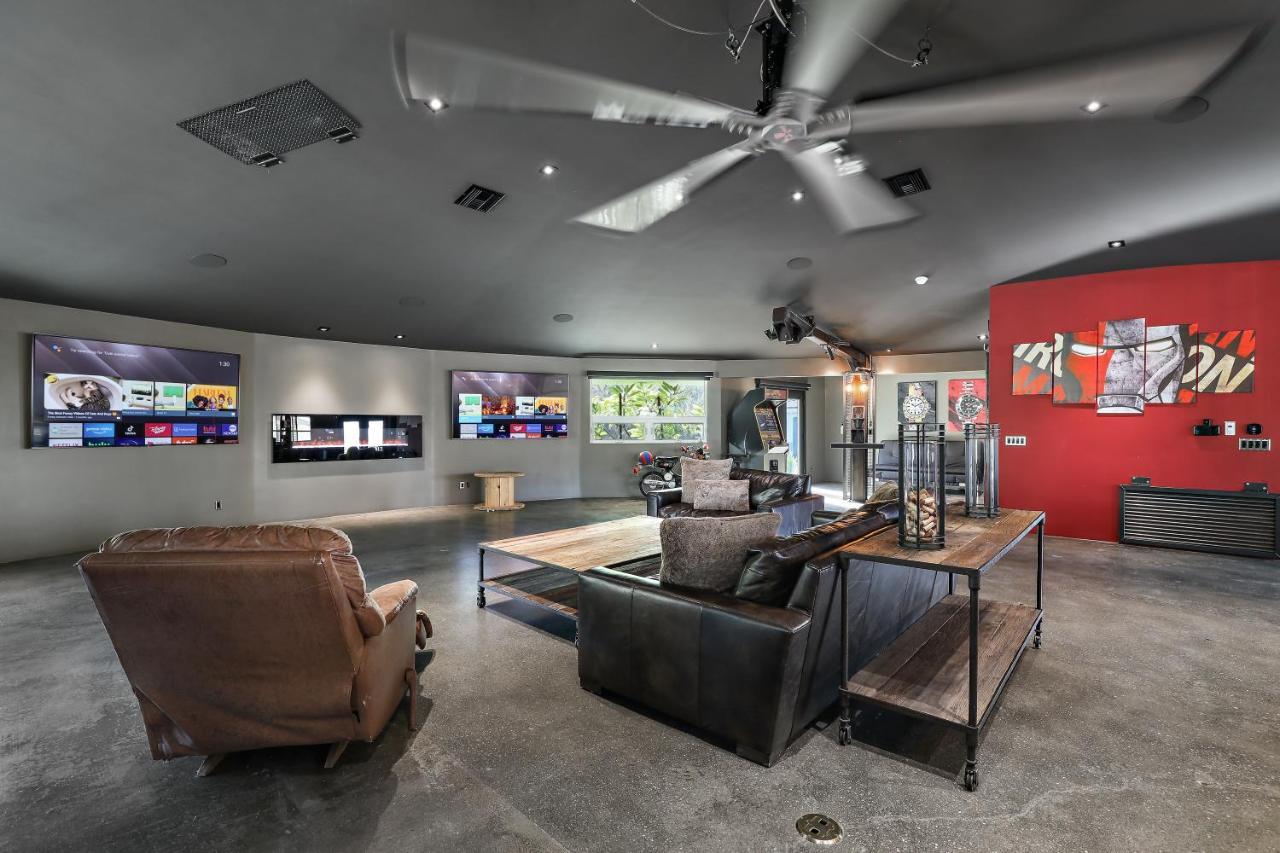 Iron Mansion Private Resort-Event Space 12000 Ft! Temecula Extérieur photo